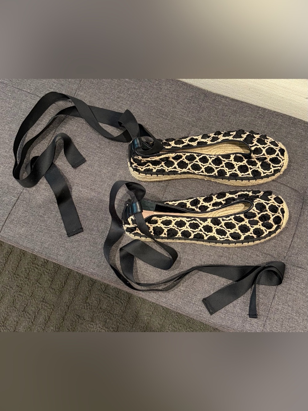 NWOT Avec Les Filles Georgie Lace Up Espadrille Flats Black/Ivory Crochet Sz 7.5